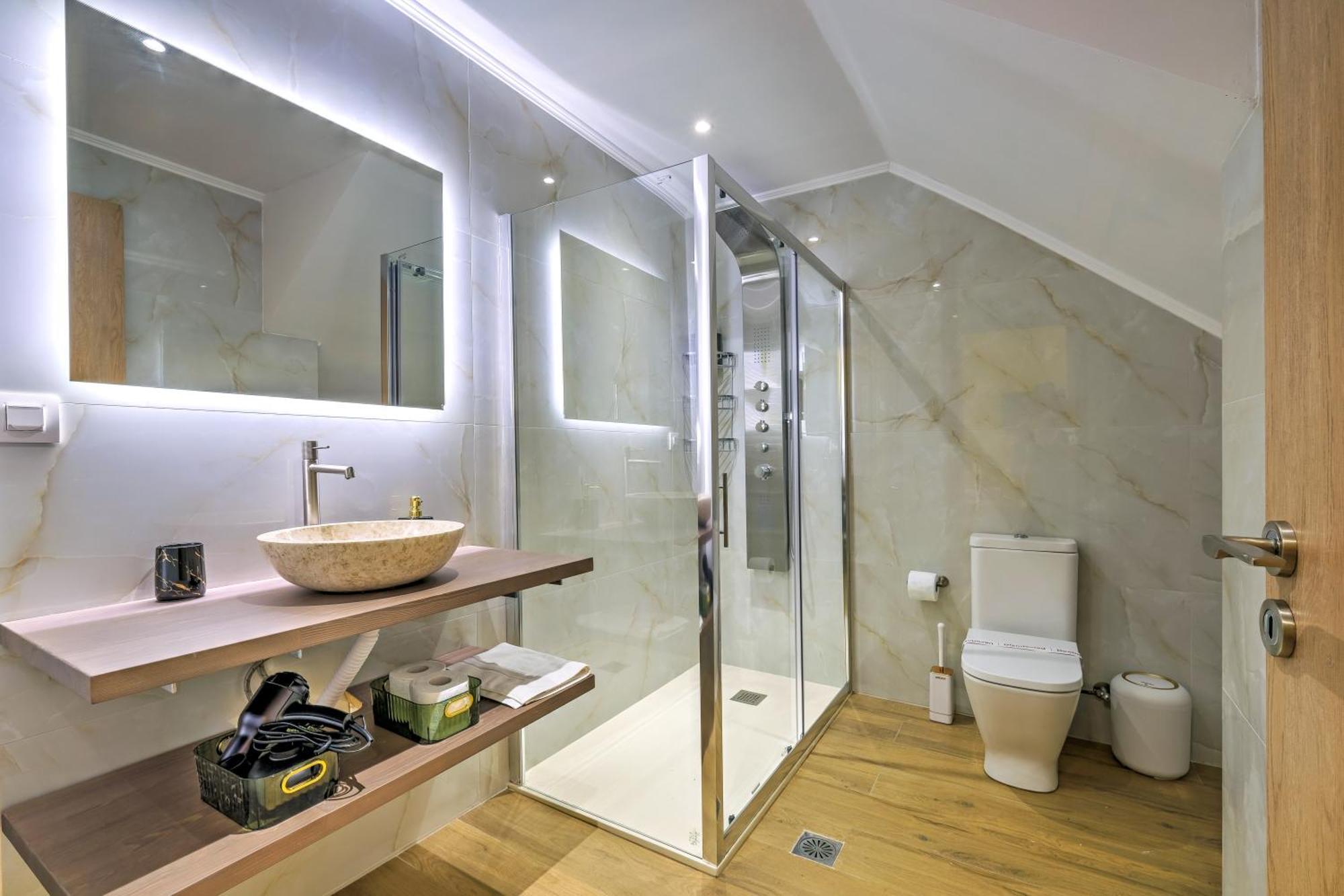 Gaia Apartment *